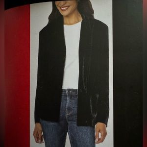 NWT WELL WORN 1723718 SOLID BLACK VELVET LONG SLEEVE CARDIGAN Sz M